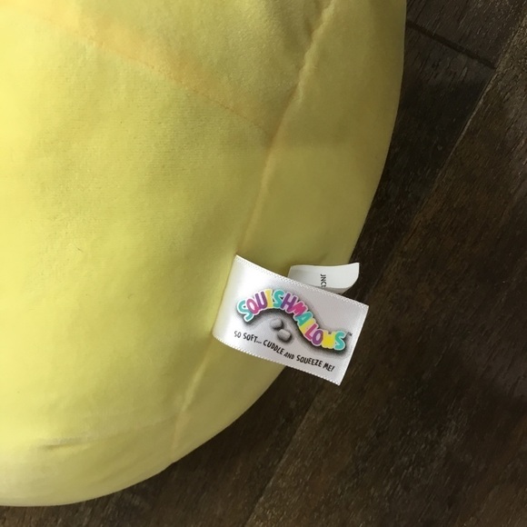 SQUISHMALLOW Aimee 13” Chick Easter So Soft Cuddle and Squeeze Me - Picture 6 of 7